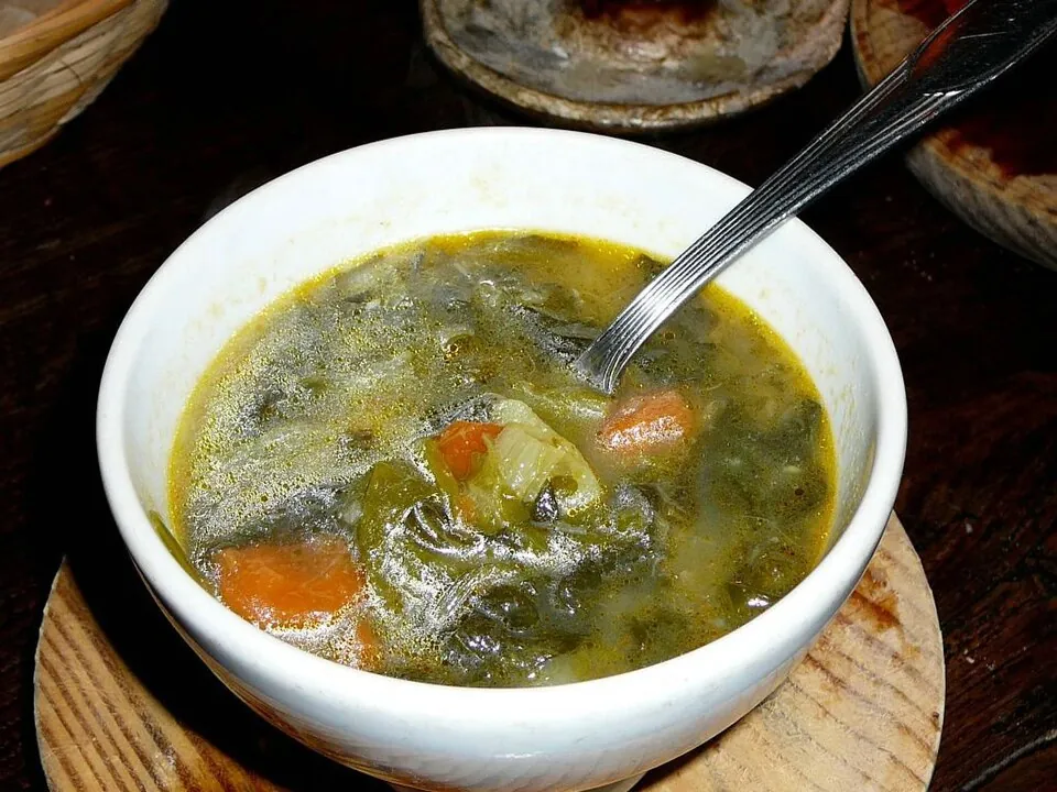 Caldo gallego